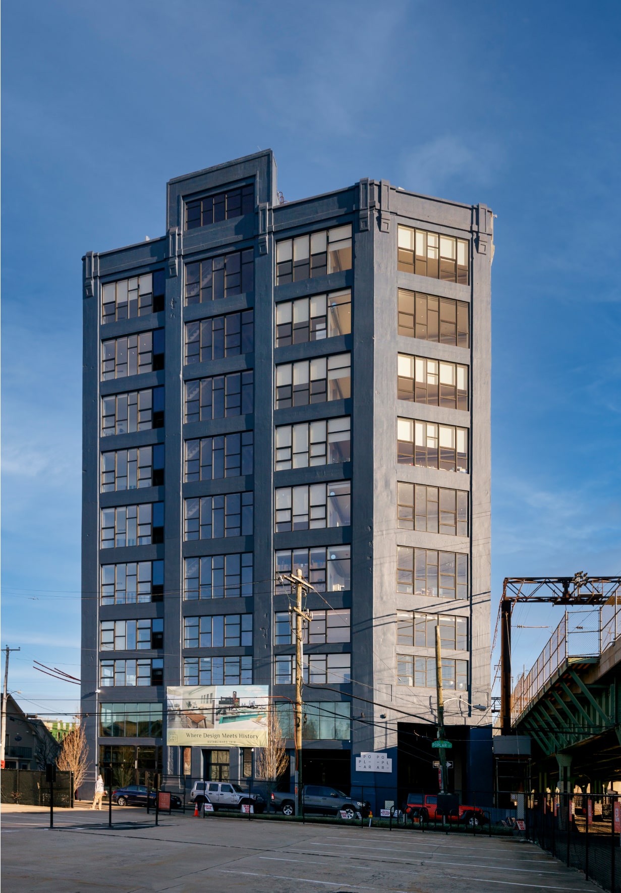 Poplar building exterior image - grey tall building