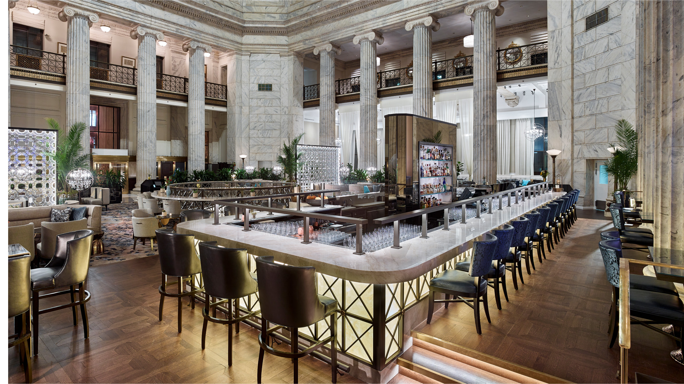 Ritz-Carlton Hotel Bar