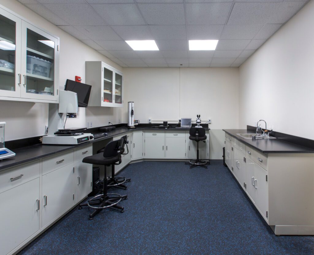 3001 Market Street laboratory with equipment